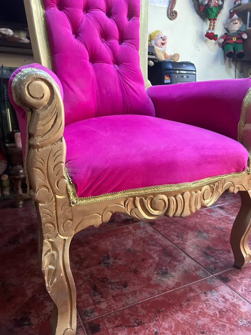 Sillón trono tapizado en terciopelo fucsia - 2