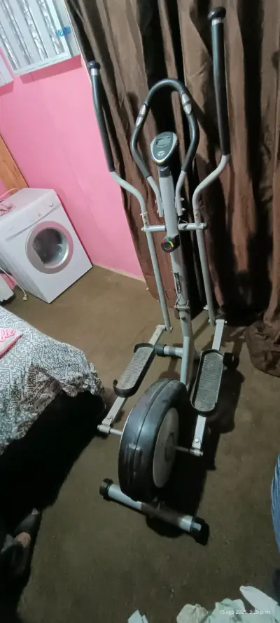 Máquina elíptica para ejercicio en casa - miniatura 5