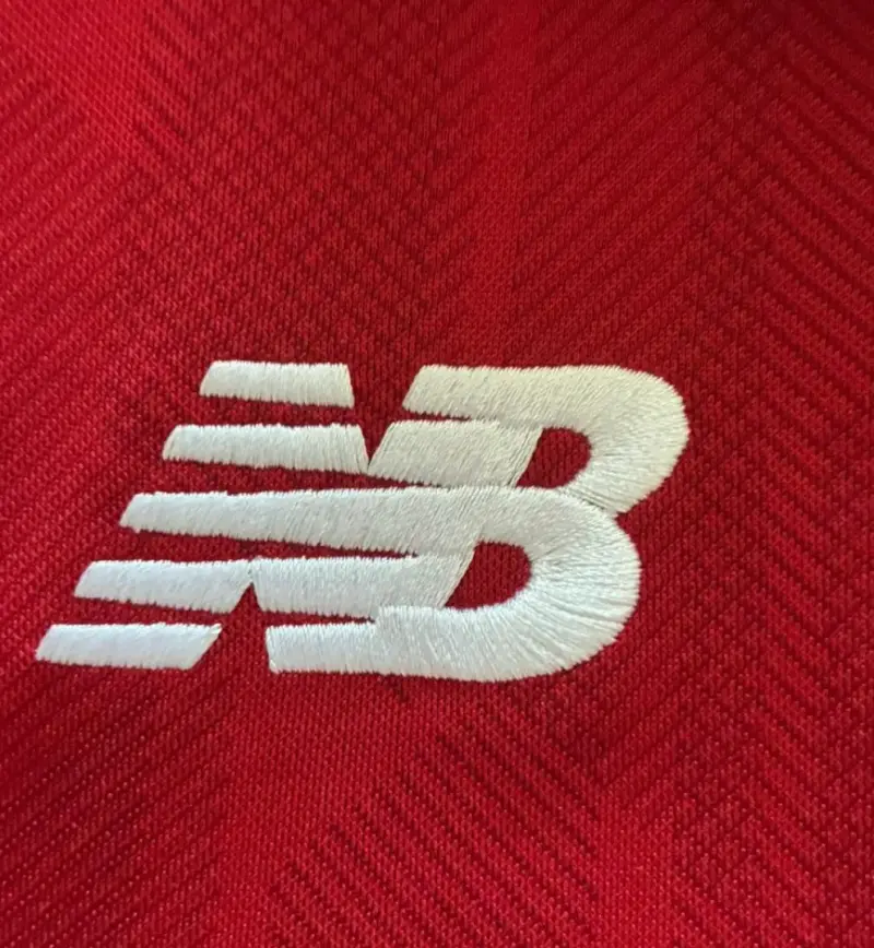 Camiseta Liverpool FC New Balance roja. Original. - 3