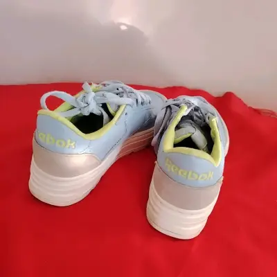 Zapatillas Reebok talla 37.5 - miniatura 4