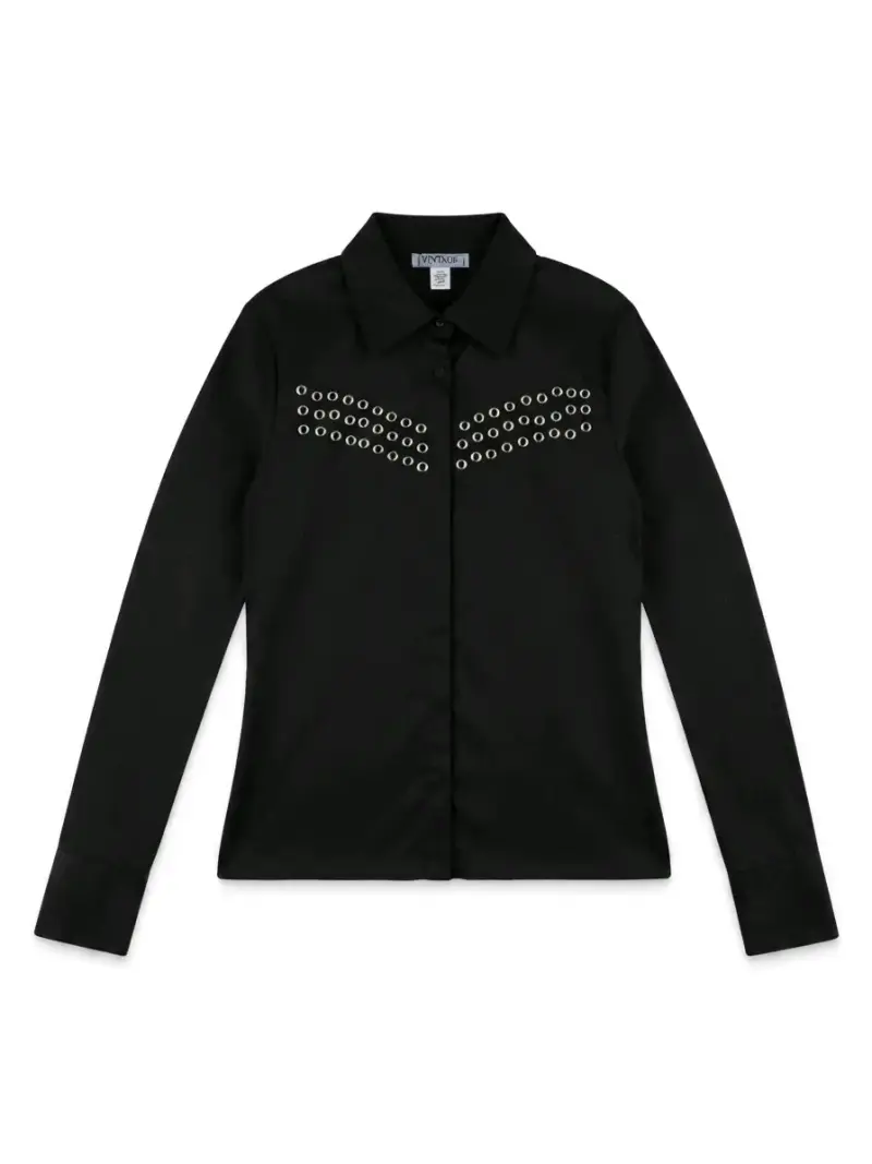 Camisa negra con ojales metálicos - 1