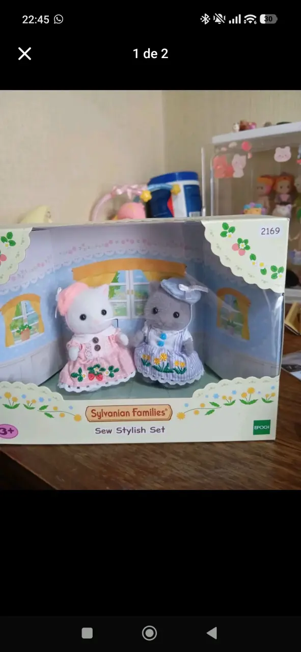 Set de figuras Sylvanian Families Sew Stylish