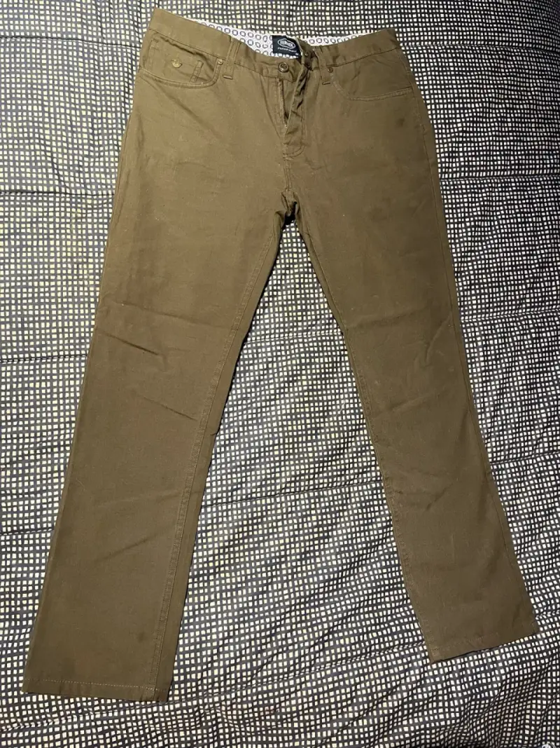 Pantalones Dockers color caqui para hombre