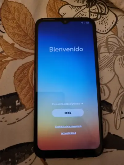 Smartphone Samsung  A14 negro con triple cámara - miniatura 1