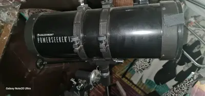 Telescopio Celestron PowerSeeker trípode ecuatoria - miniatura 3