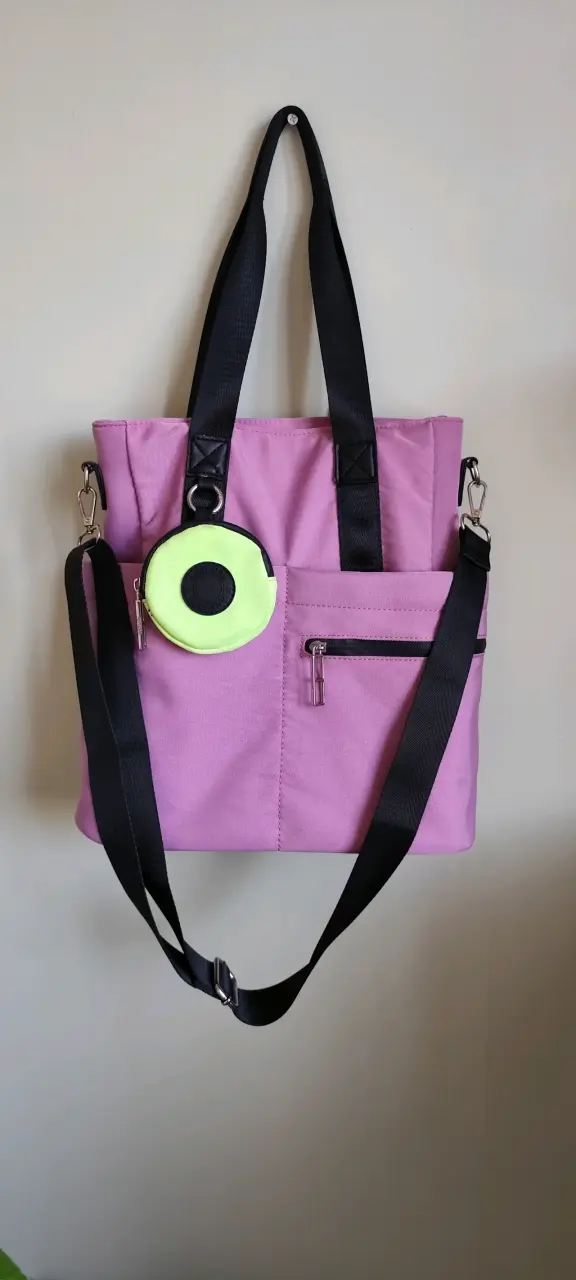 Bolso tote rosa con correas ajustables - 1