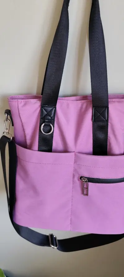 Bolso tote rosa con correas ajustables - miniatura 2