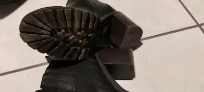 Botines de cuero negro con tacón - miniatura 4
