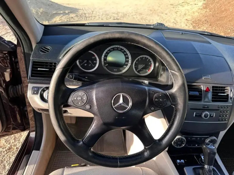 Mercedes-Benz C 180 Turbo - 4