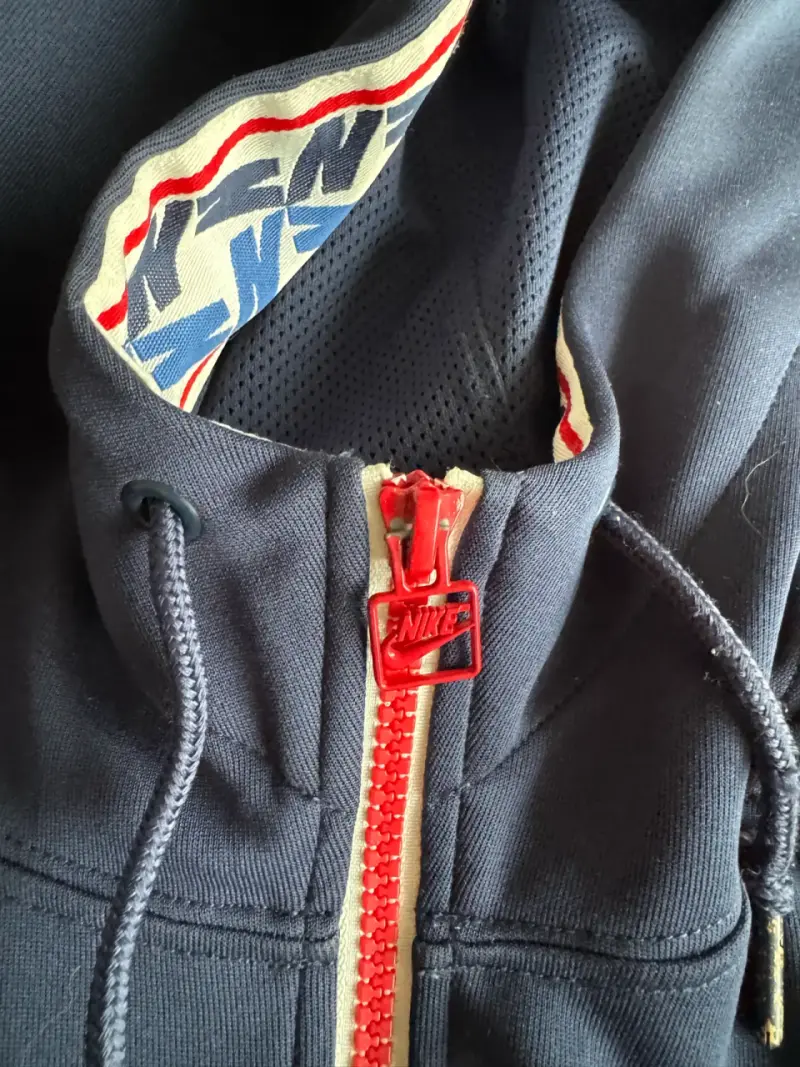 Polerón Nike azul con capucha y cierre - 2