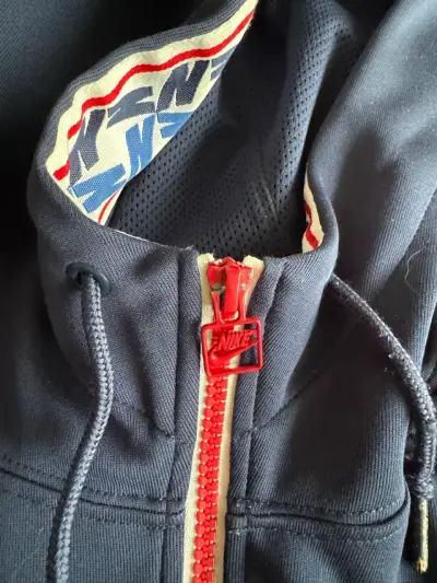 Polerón Nike azul con capucha y cierre - miniatura 2
