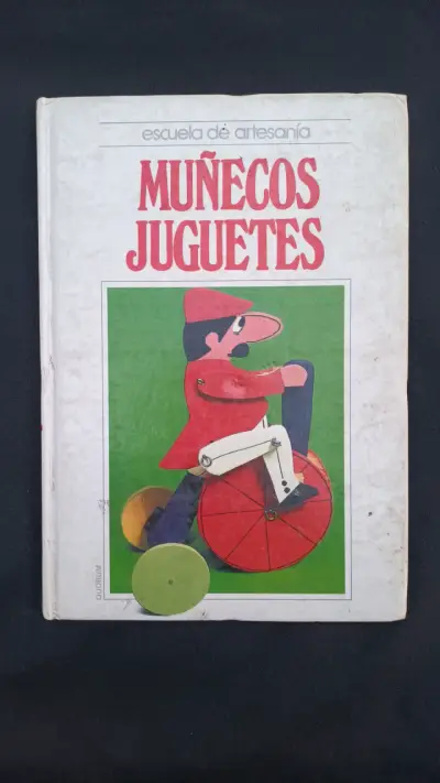 Libro 'Muñecos Juguetes' de artesanía - miniatura 1