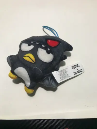 peluche yu-ig-oh de McDonalds x hello kitty - miniatura 2