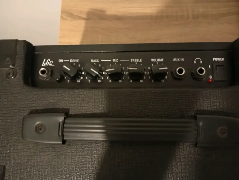 Amplificador Laney compacto para guitarra - 2