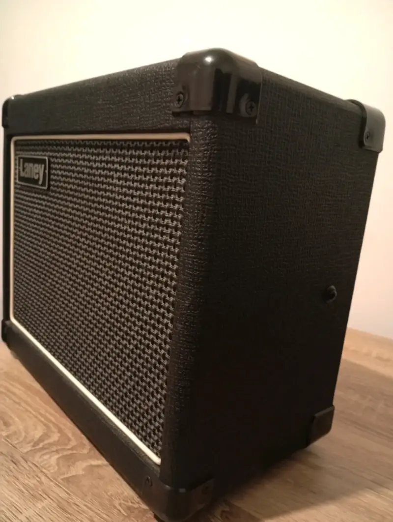 Amplificador Laney compacto para guitarra - 4