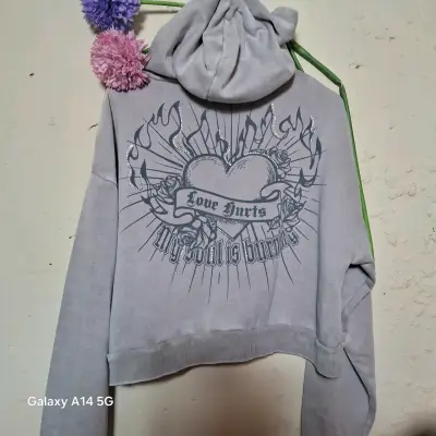Polerón gris con capucha F2F estilo casual - miniatura 3