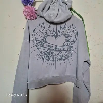 Polerón gris con capucha F2F estilo casual - miniatura 4