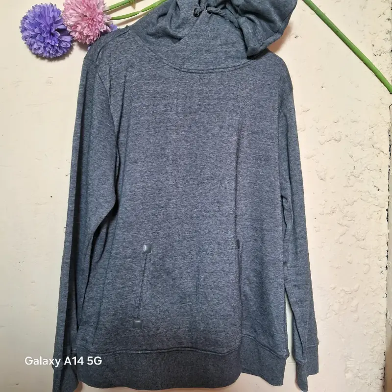 Polerón gris con capucha unisex - 3