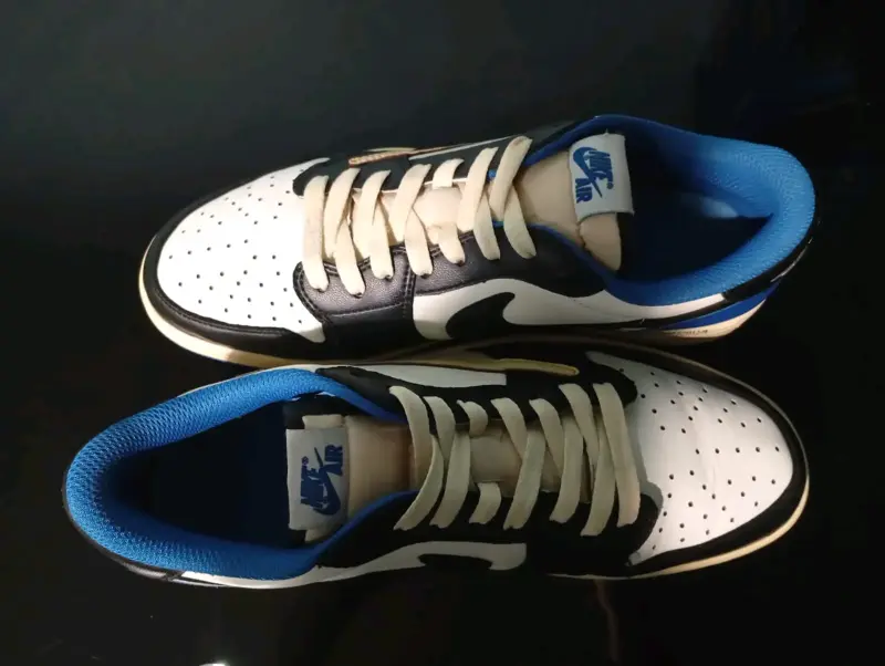 Zapatillas Nike Air Jordan Travis Scott - 3