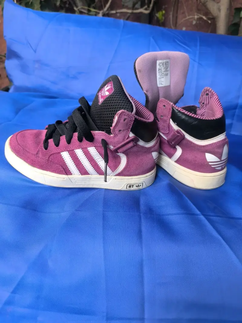 Zapatillas Adidas rosas para niños - 3