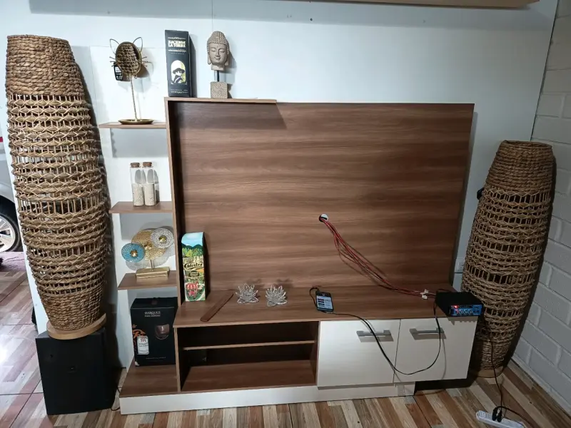 Rack Living - 1