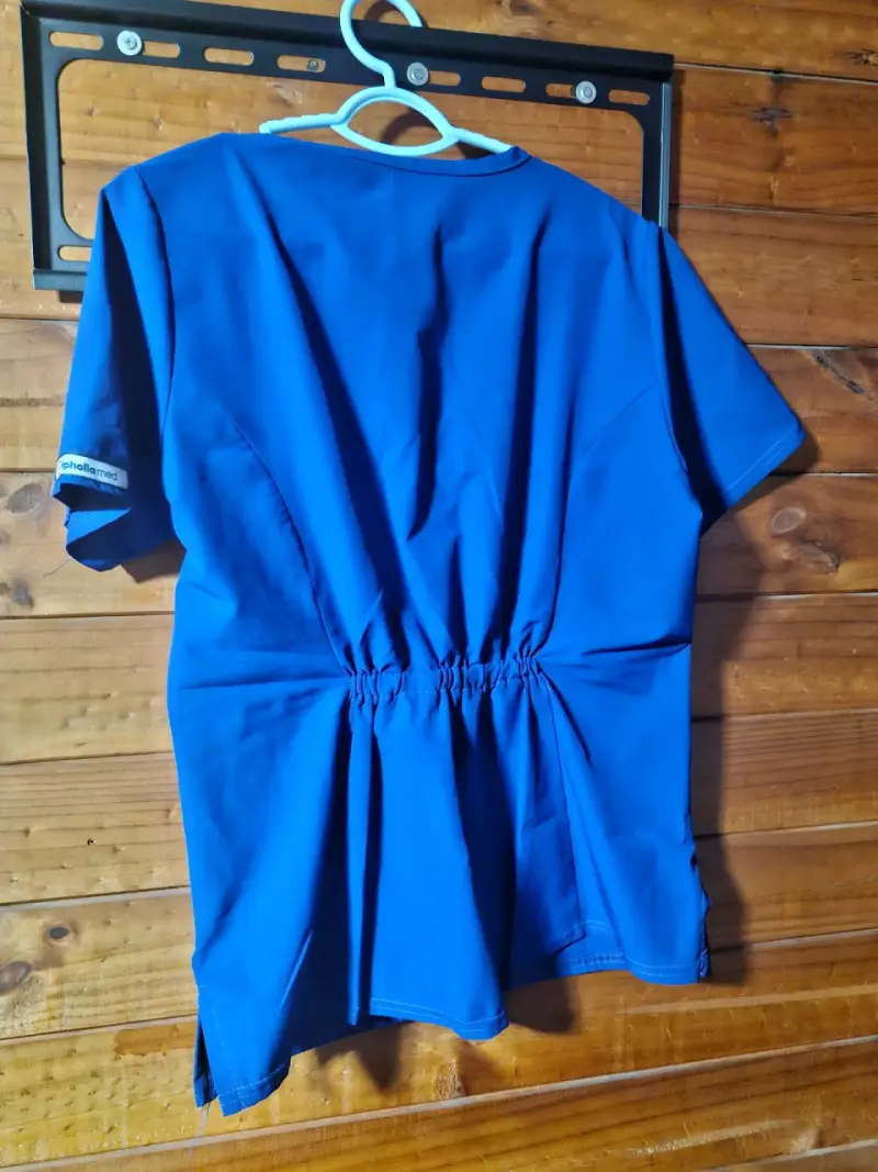 Blusa médica azul marca ripholia med - 2