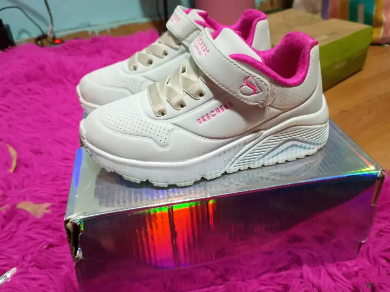Zapatillas Skechers blancas para niña - 1
