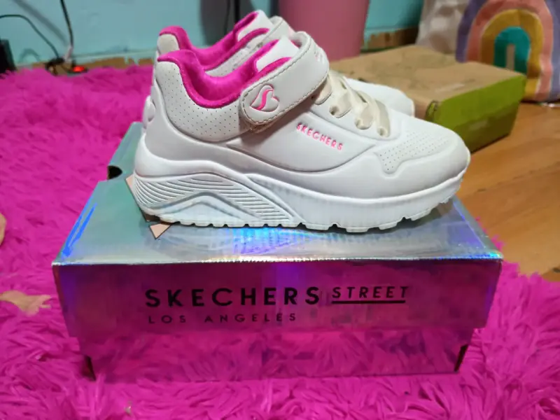 Zapatillas Skechers blancas para niña - 2