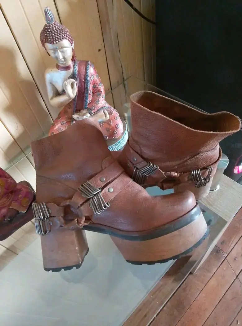 Botines de cuero marrón con plataforma - 1