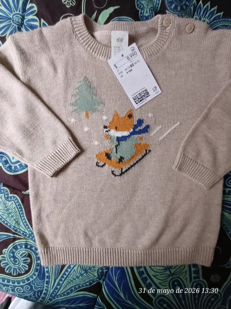 Suéter infantil H&M con diseño de zorro - 1