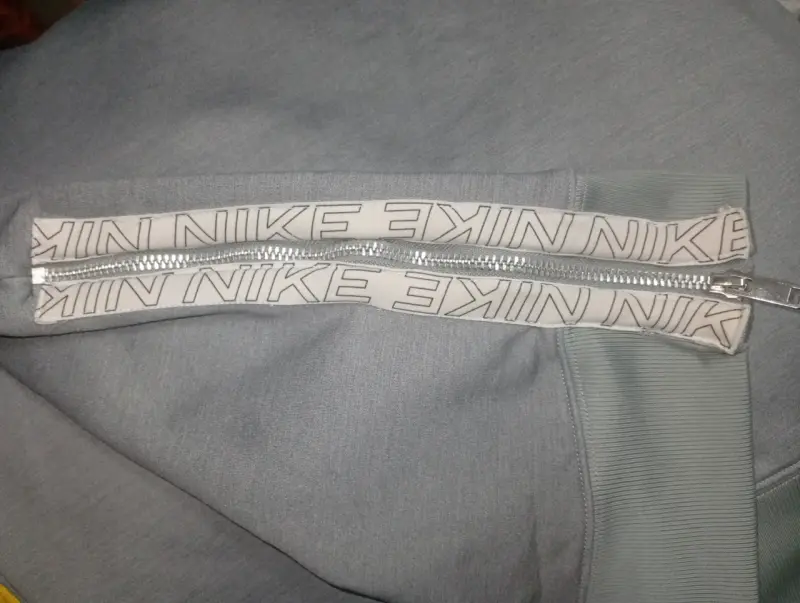 Polerón Nike gris unisex - 3