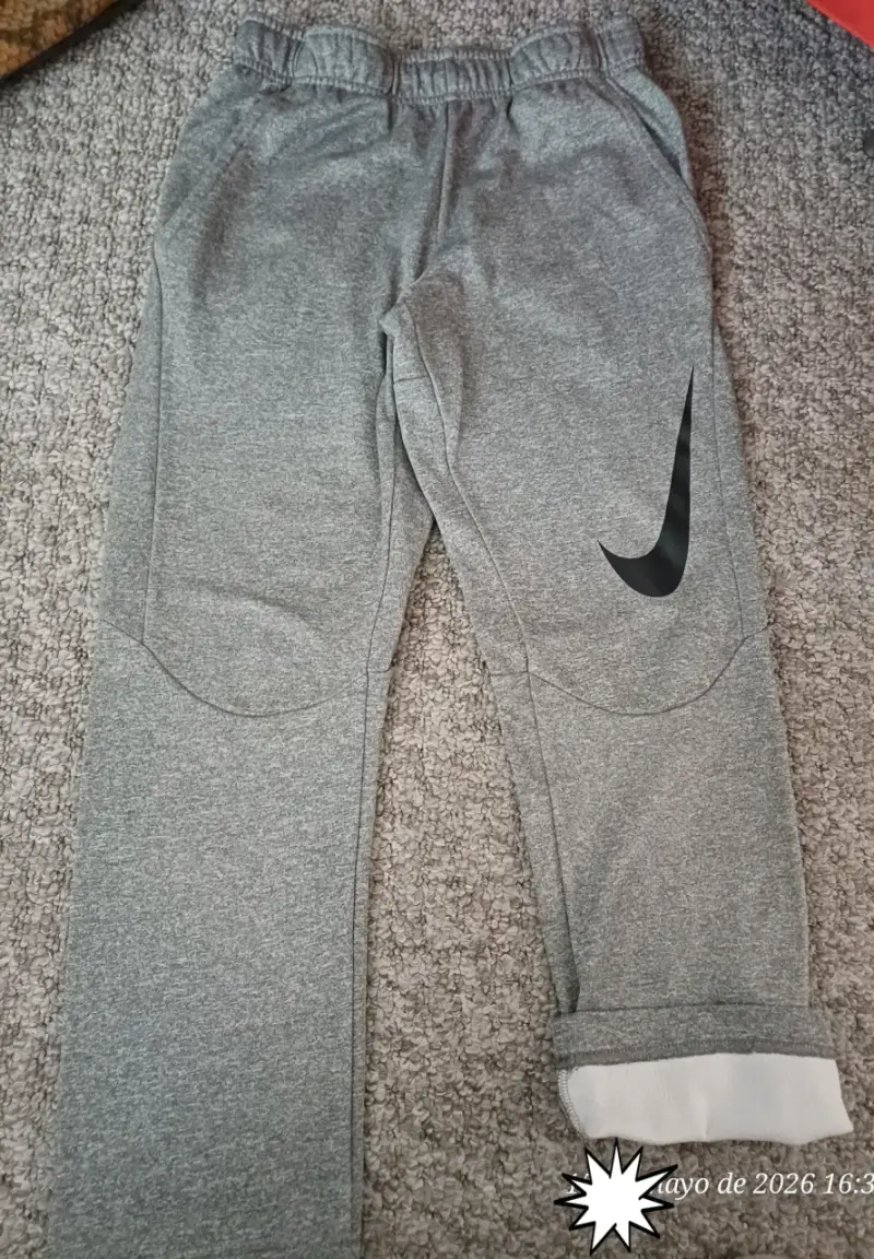 Pantalones deportivos Nike grises para hombre - 1