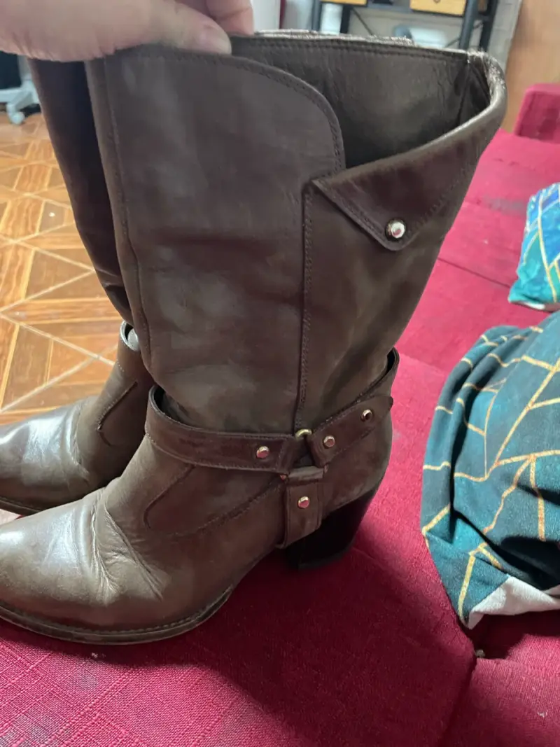 Botas de cuero marrón con hebillas - 2