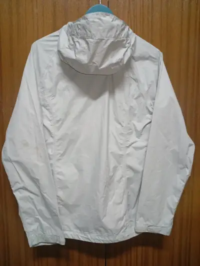 Chaqueta impermeable The North Face blanca - miniatura 4
