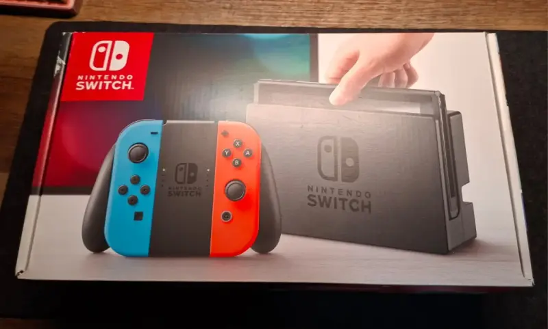 Old Nintendo Switch en Buen Estado + Caja - 2