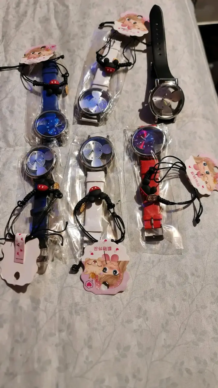 Set de relojes de pulsera coloridos