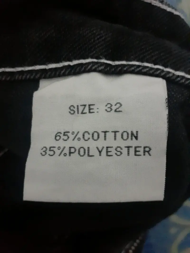 Pantalones cargo negros con bolsillos - 4