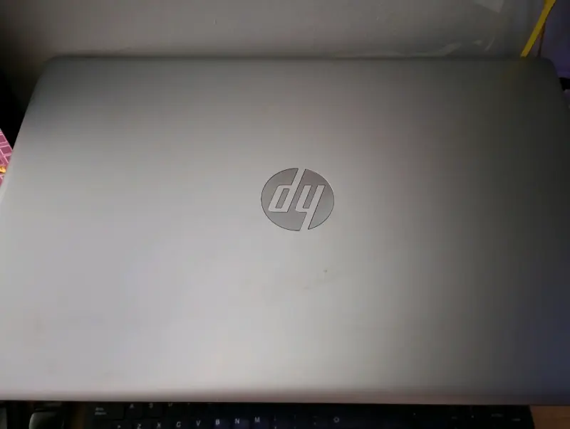 💻 NOTEBOOK HP 17" – RYZEN 5 / 16 GB RAM / SS - 1