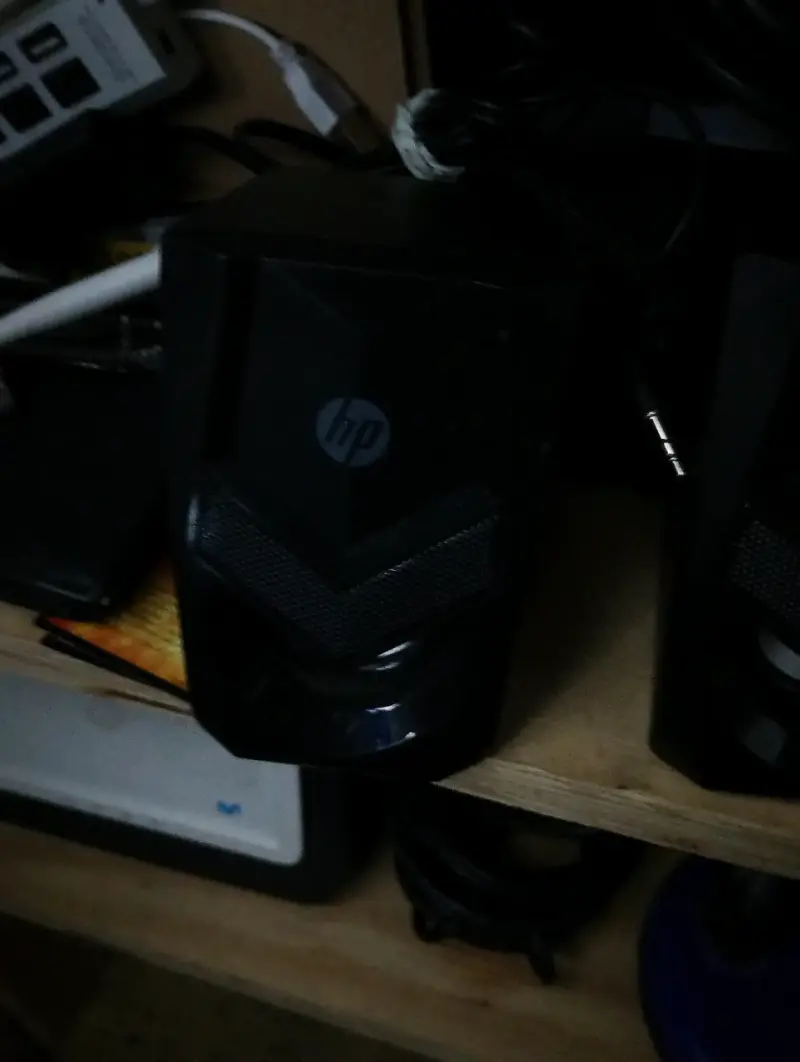 Parlantes HP compactos para PC - 4