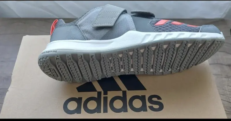 ZAPATILLAS ADIDAS FORTAGYM CF K GRISES PARA NIÑOS - 4