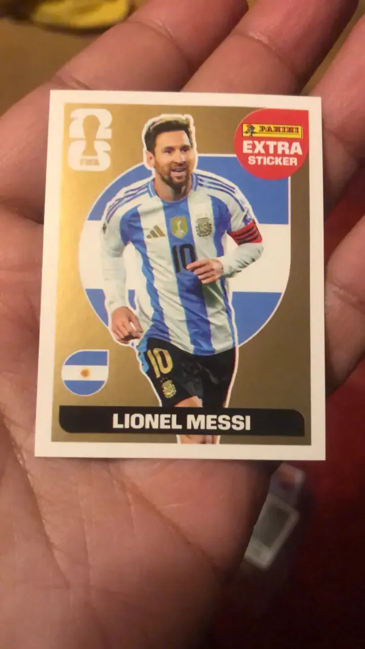 Lionel Messi Extra Sticker Oro Copa Mundial 2026 - 1