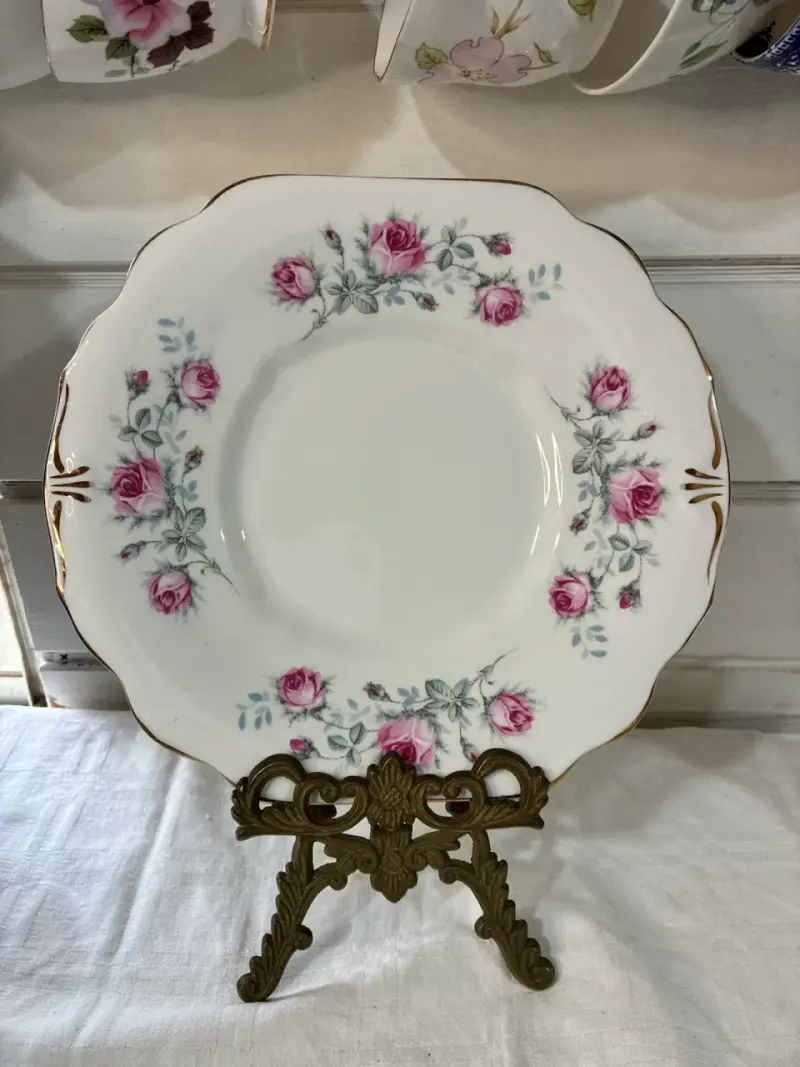 Plato para galletas de porcelana con rosas - 1