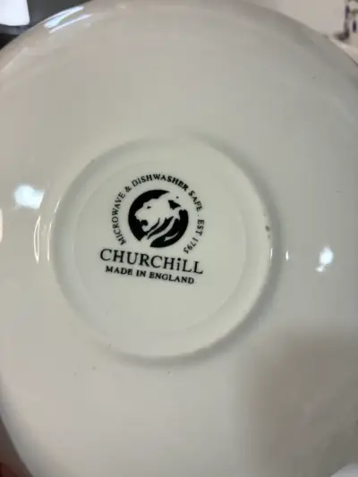 Juego de tazas de loza inglesa con diseño floral - miniatura 4