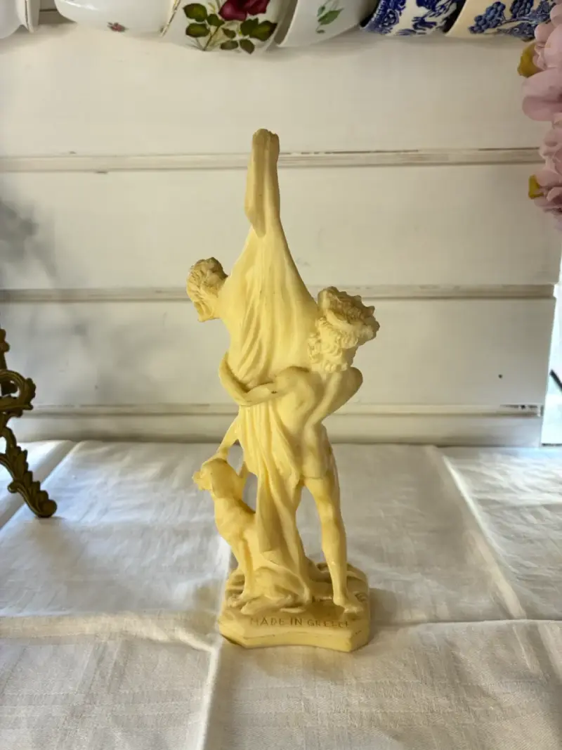 Estatua decorativa griega de resina - 1