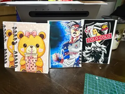 Agendas medianas Snoopy con diseño de corazones - miniatura 5