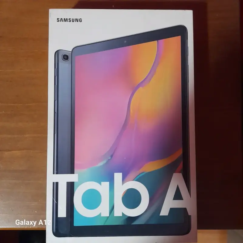 Tablet Samsung Galaxy Tab A con caja - 2