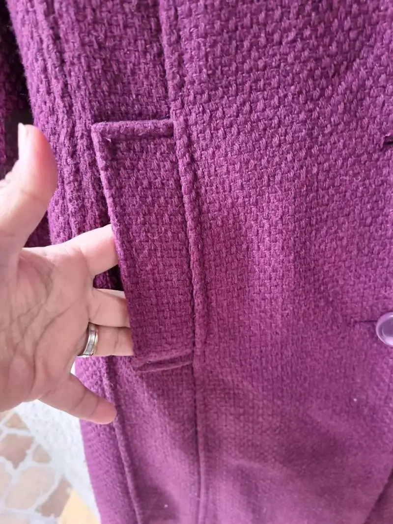 Abrigo color magenta de lana con botones, talla M - 3