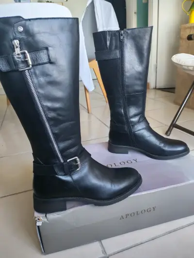 Botas negras de cuero con cierre lateral talla 38 - miniatura 4