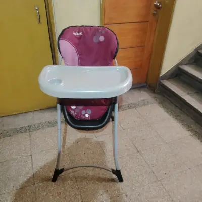 Silla de comer Infanti plegable - miniatura 2