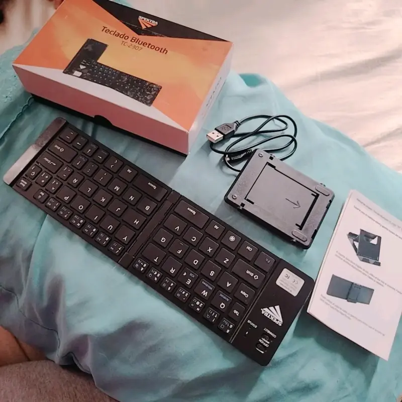 Teclado Bluetooth plegable - 4